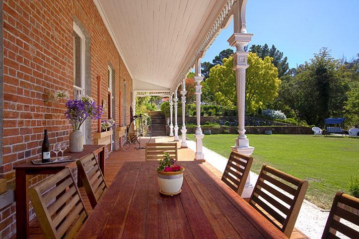 Ugbrooke Country Estate Hotell Lower Dashwood Eksteriør bilde